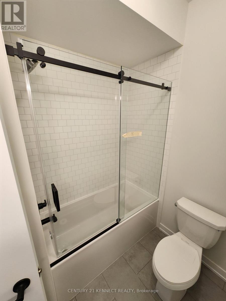 8 Victor Metcalf Lane, Richmond Hill, Ontario  L4B 0J7 - Photo 13 - N12906742