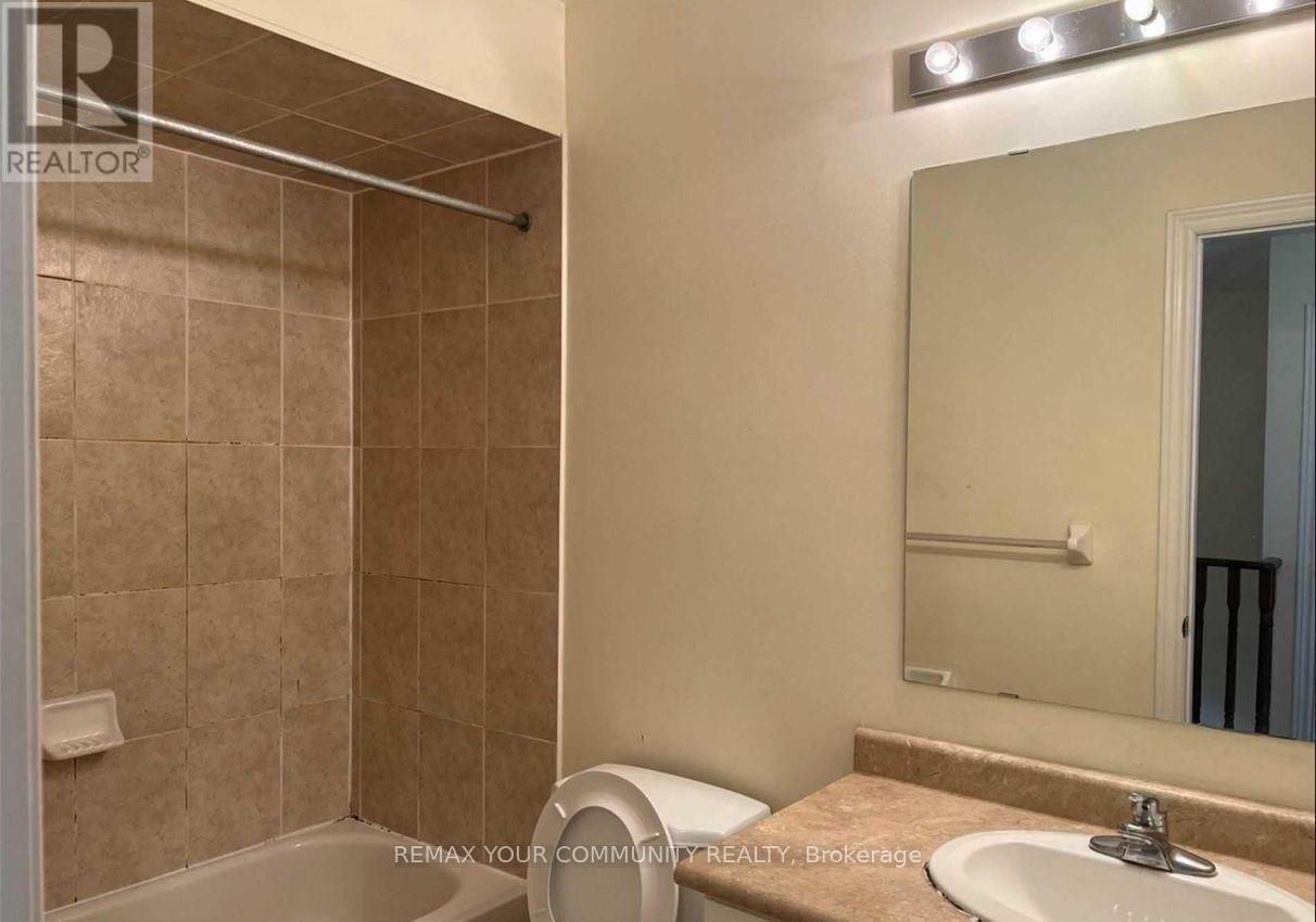 119 Amulet Crescent, Richmond Hill, Ontario  L4S 2V9 - Photo 8 - N13032206