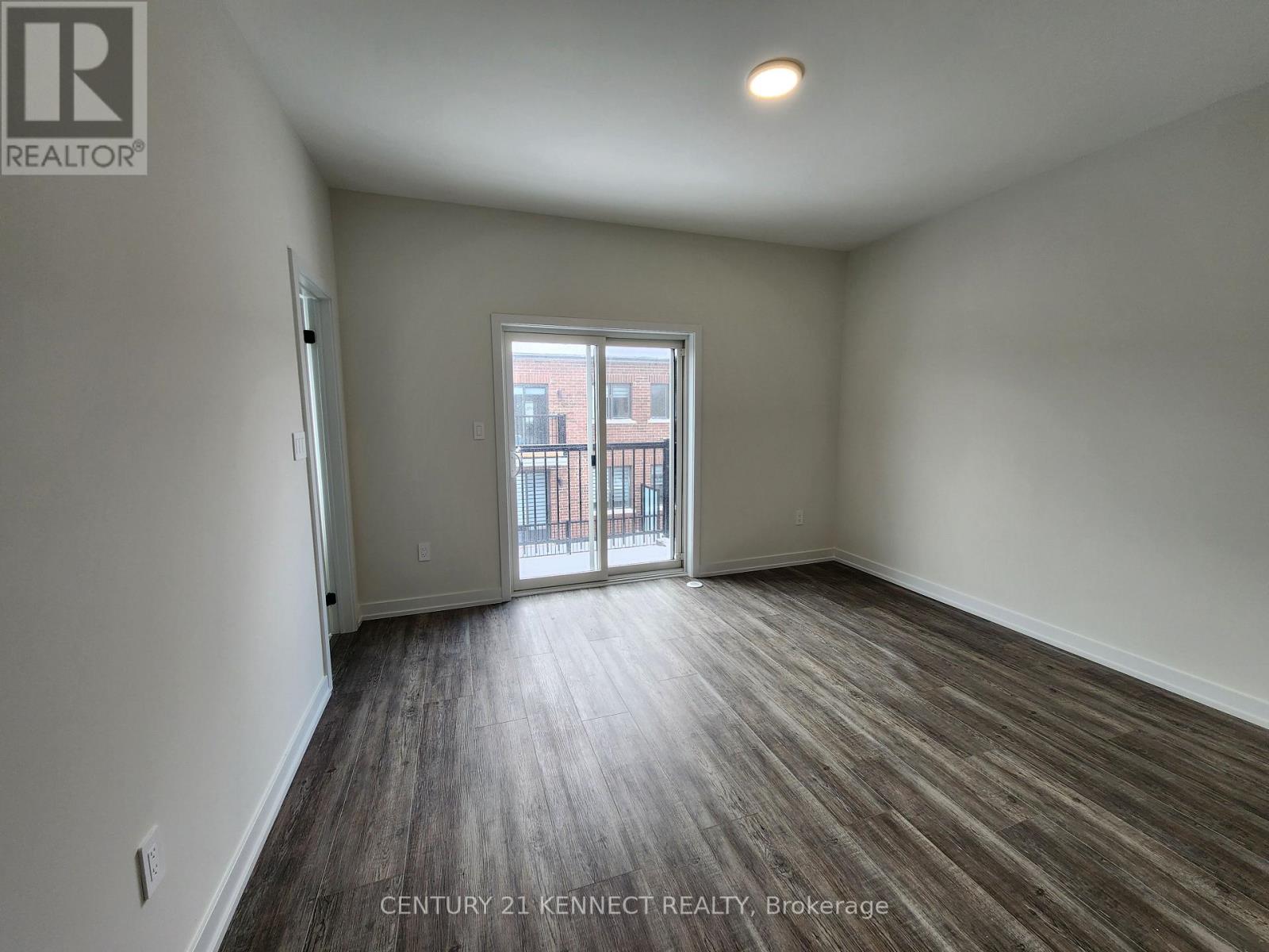 8 Victor Metcalf Lane, Richmond Hill, Ontario  L4B 0J7 - Photo 7 - N12906742