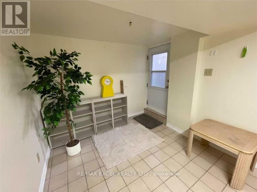 576 Gladstone Avenue, Toronto, Ontario  M6H 3J2 - Photo 38 - W13027028