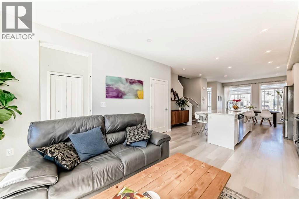 347 D'arcy Ranch Drive, Okotoks, Alberta  T1S 5T4 - Photo 11 - A2294732