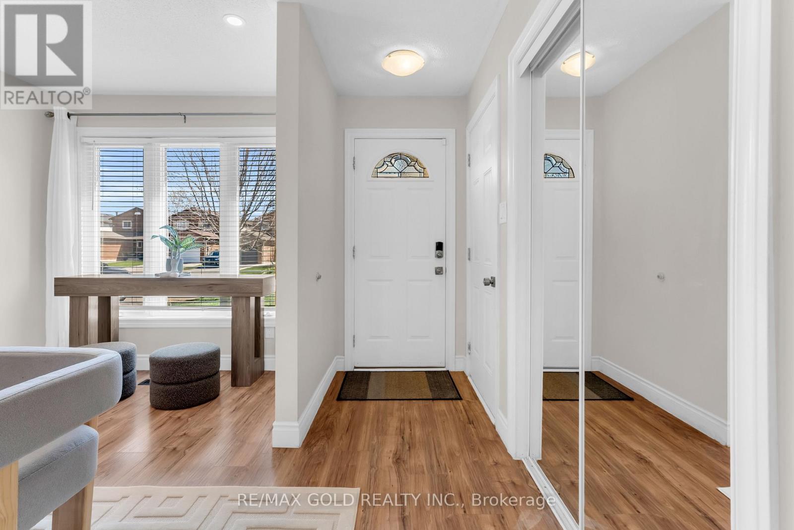 522 Roseheath Drive, Milton, Ontario  L9T 4V6 - Photo 6 - W13026970