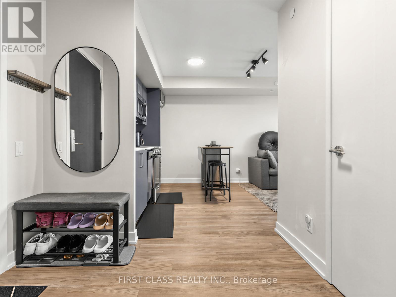 616 - 38 Monte Kwinter Court, Toronto, Ontario  M3H 0E2 - Photo 1 - C13032600