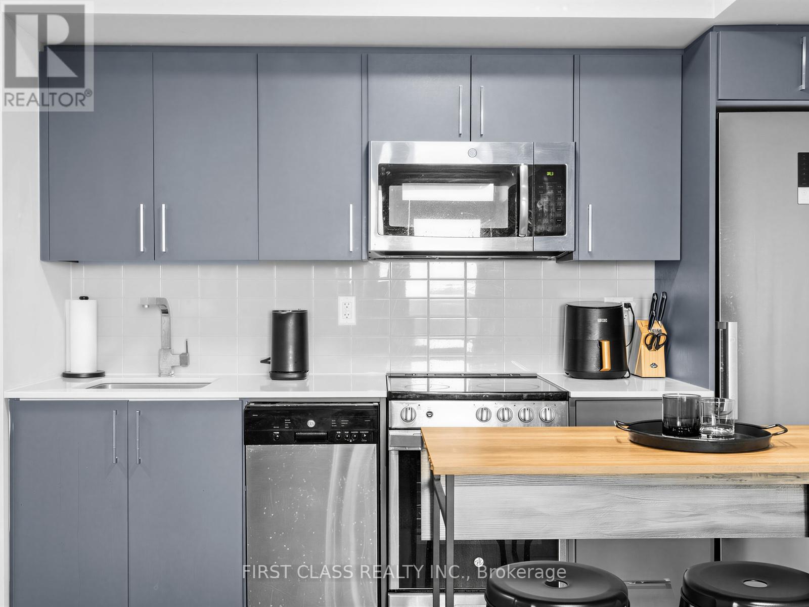 616 - 38 Monte Kwinter Court, Toronto, Ontario  M3H 0E2 - Photo 13 - C13032600