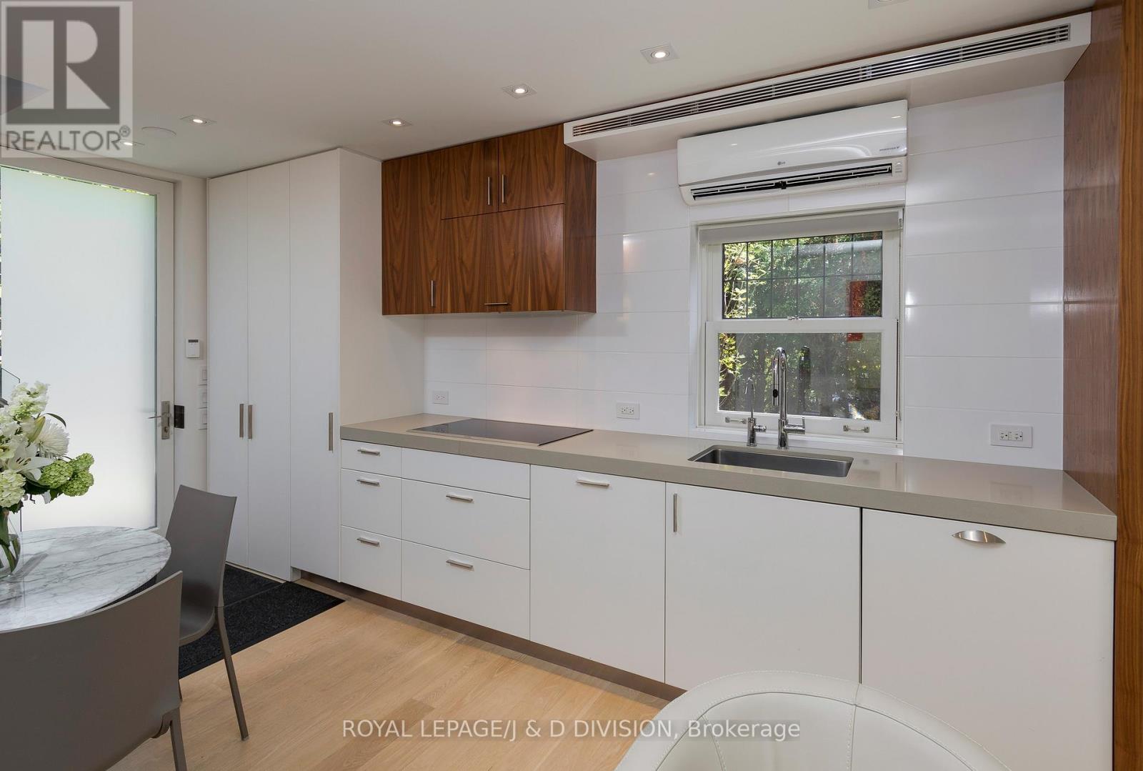 400 - 78 Roxborough Street E, Toronto, Ontario  M4W 1V8 - Photo 4 - C13032636