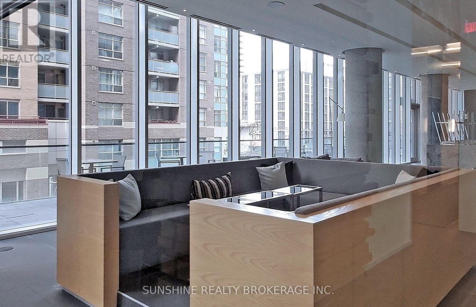 4604 - 15 Grenville Street, Toronto, Ontario  M4Y 1A1 - Photo 11 - C13032668