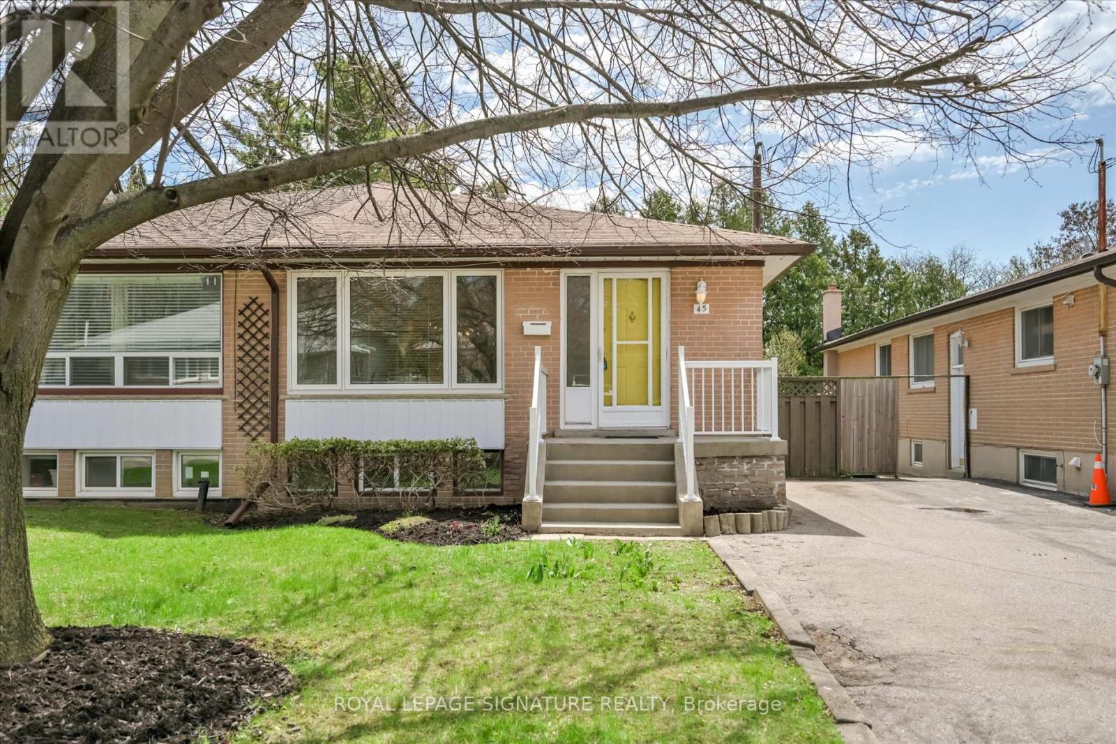 45 SANTA BARBARA ROAD, Toronto, Ontario