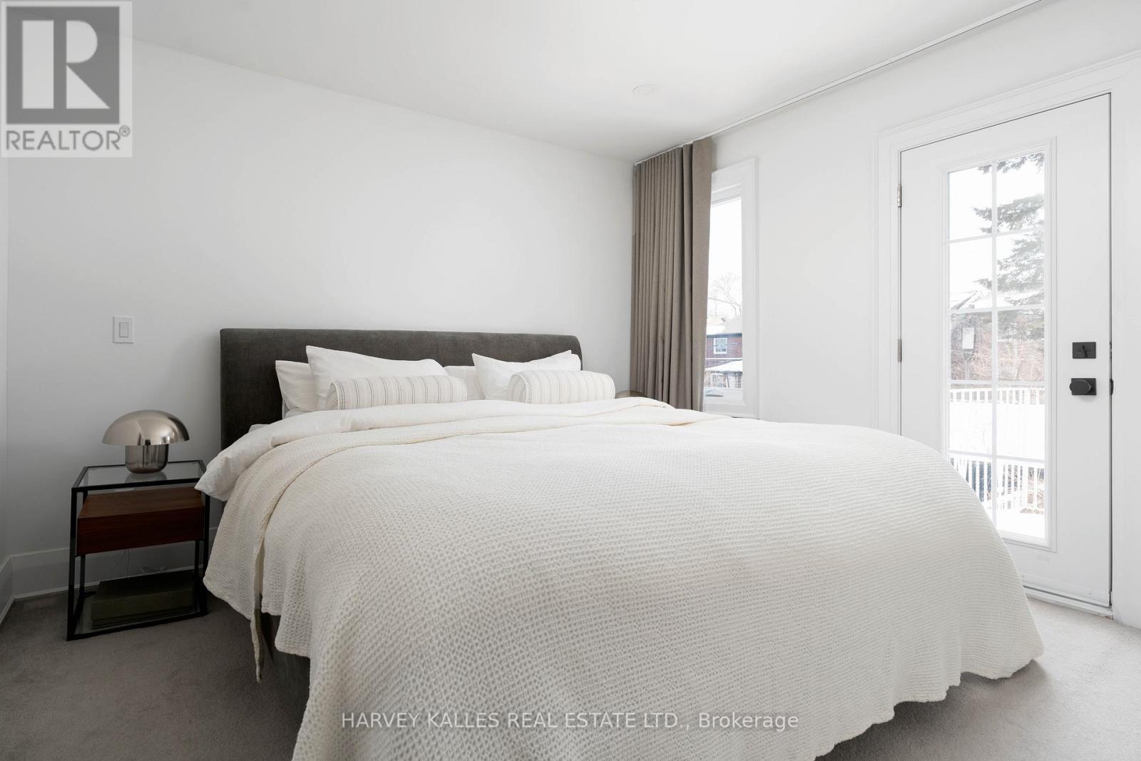 97 Atlas Avenue, Toronto, Ontario  M6C 3P2 - Photo 27 - C13032732