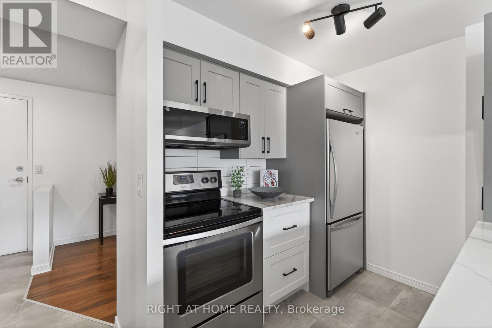 534 - 109 Front Street E, Toronto, Ontario  M5A 4P7 - Photo 8 - C13032764