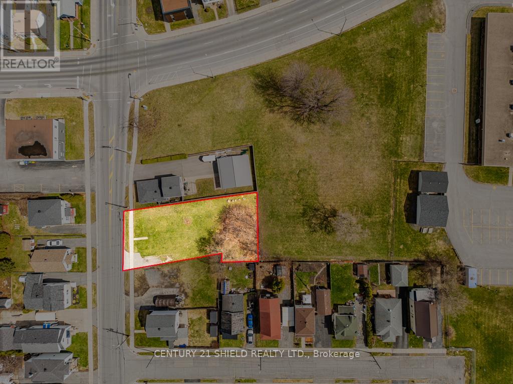 20 Eleventh Street W, Cornwall, Ontario  K6J 3A9 - Photo 2 - X13032634