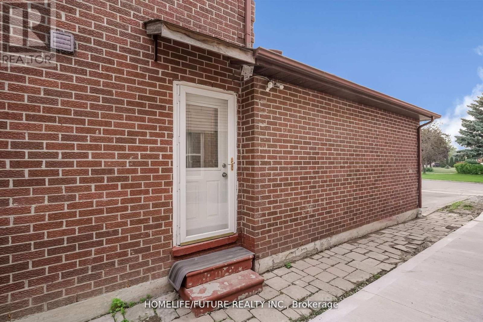 Bsmt - 47 Carisbrooke Square, Toronto, Ontario  M1B 4M5 - Photo 2 - E13032692
