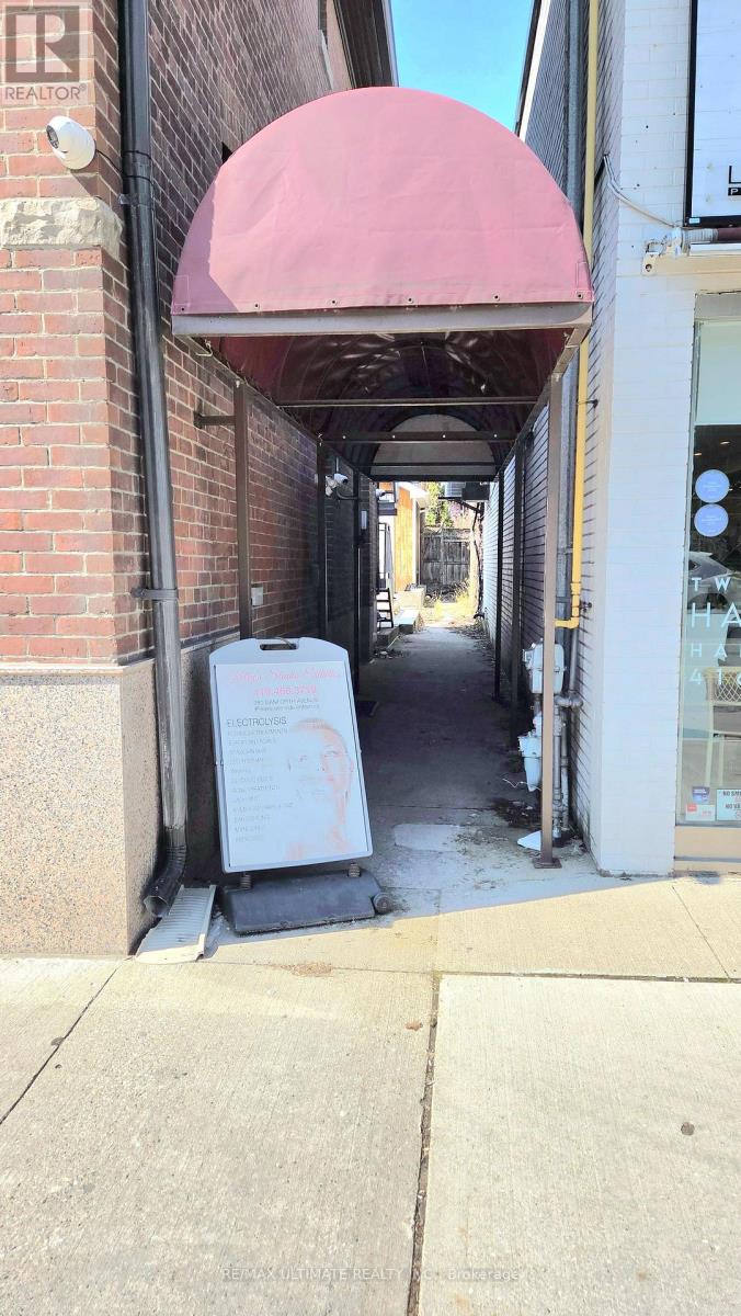 280 Danforth Avenue N, Toronto, Ontario  M4K 1N9 - Photo 3 - E13032744