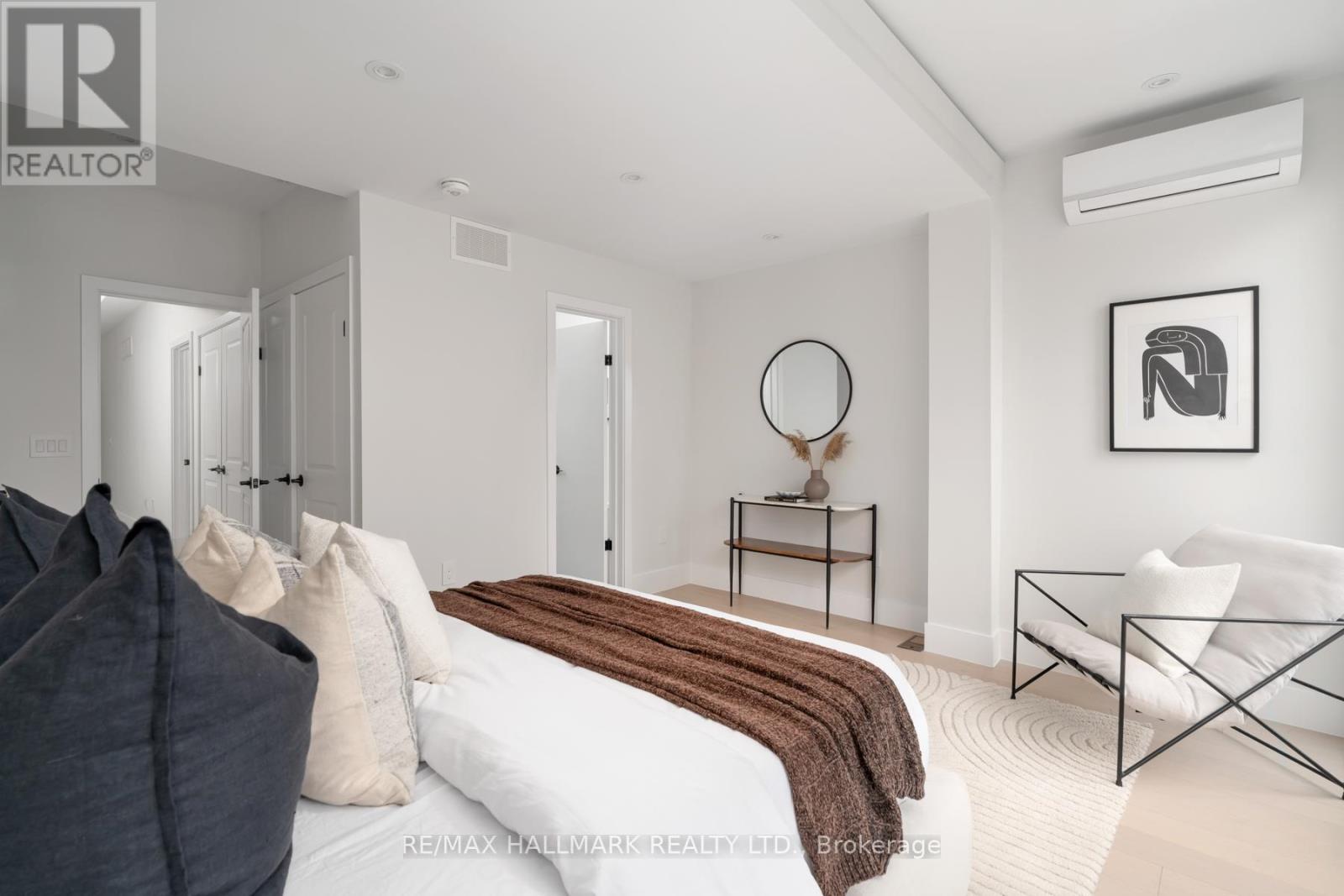 167 Sammon Avenue, Toronto, Ontario  M4J 1Z1 - Photo 22 - E13032754