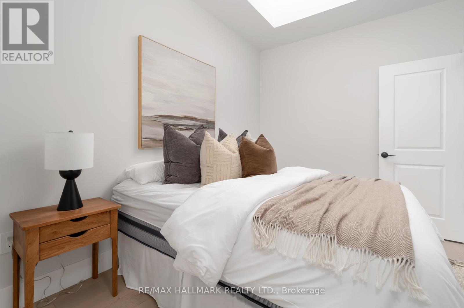 167 Sammon Avenue, Toronto, Ontario  M4J 1Z1 - Photo 27 - E13032754