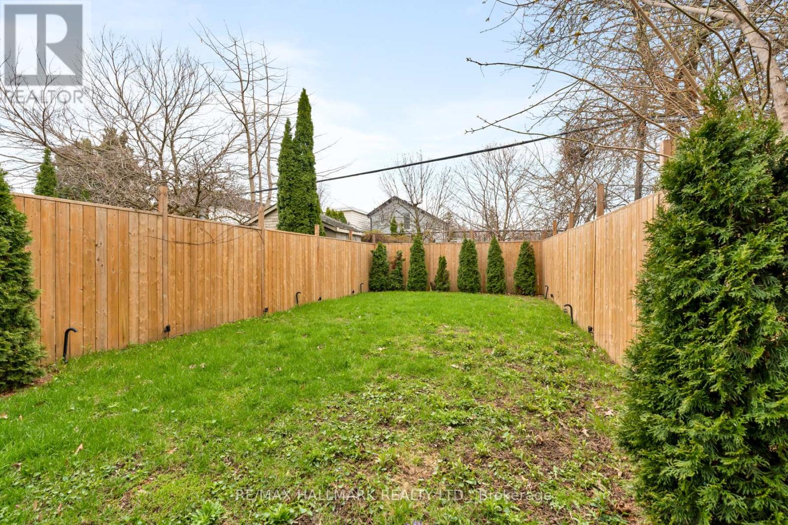 167 Sammon Avenue, Toronto, Ontario  M4J 1Z1 - Photo 40 - E13032754