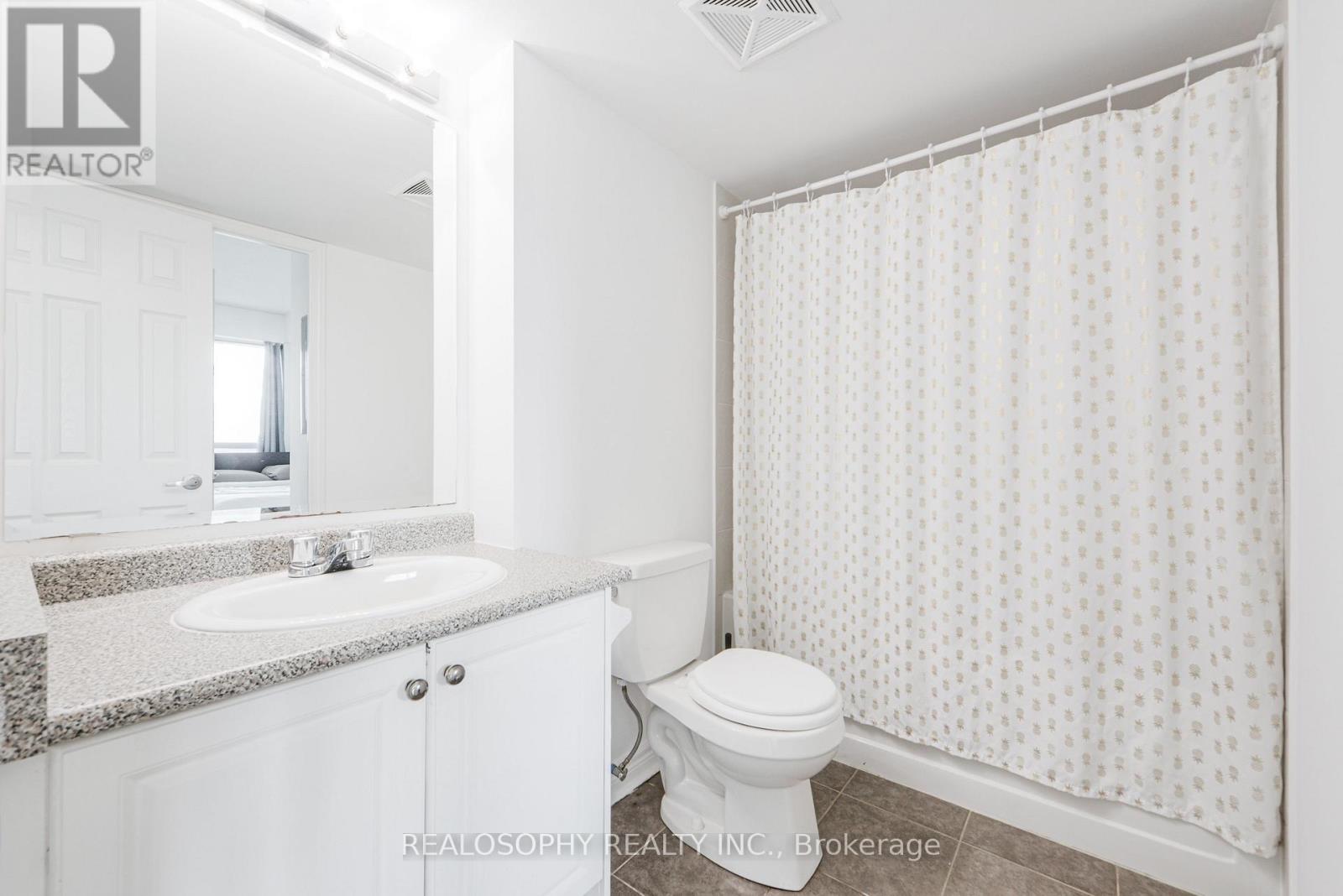 421 - 60 Fairfax Crescent, Toronto (Clairlea-Birchmount), Ontario  M1L 0E1 - Photo 8 - E13032770