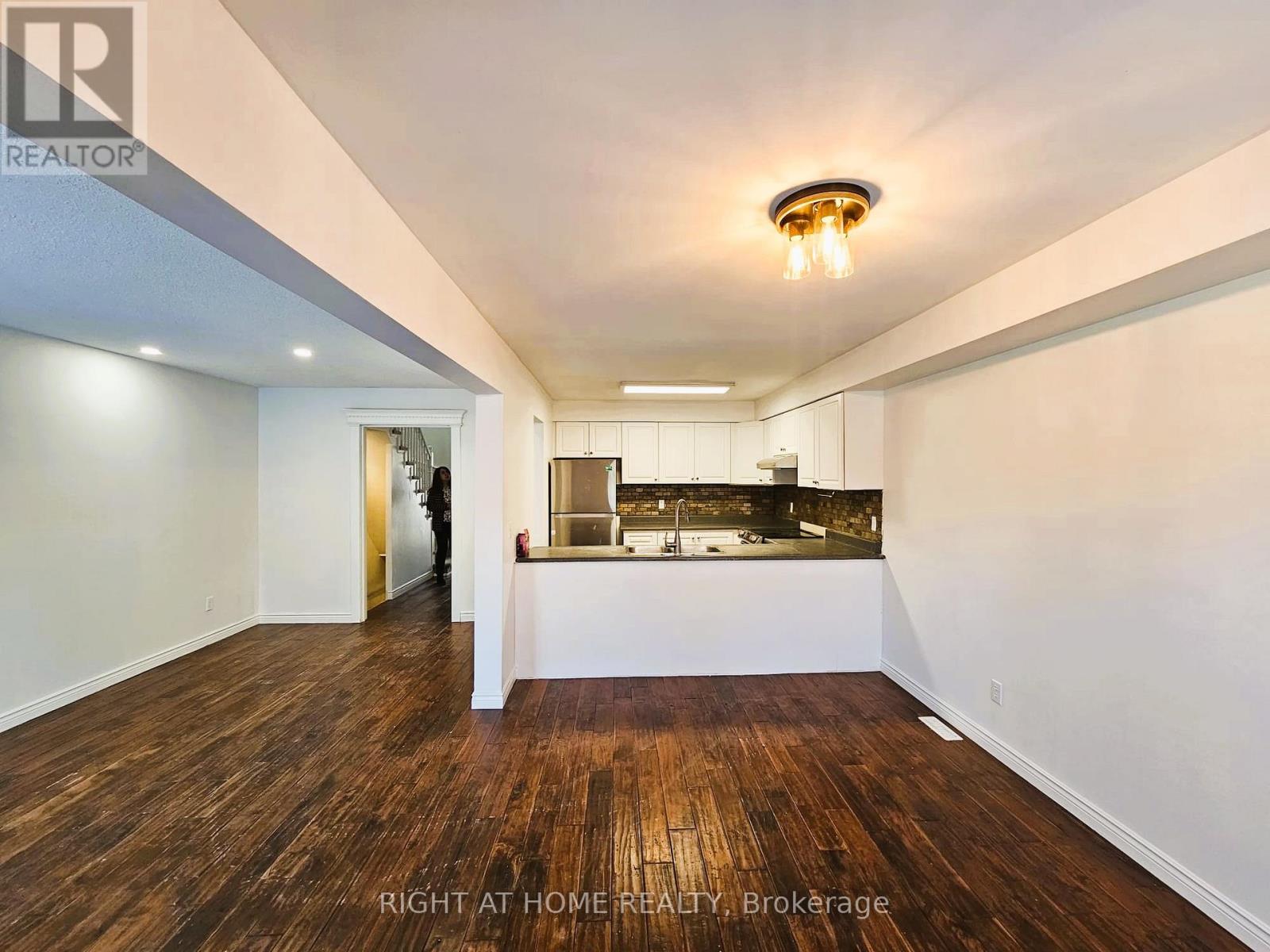 206 FAIRWOOD DRIVE, Georgina, Ontario