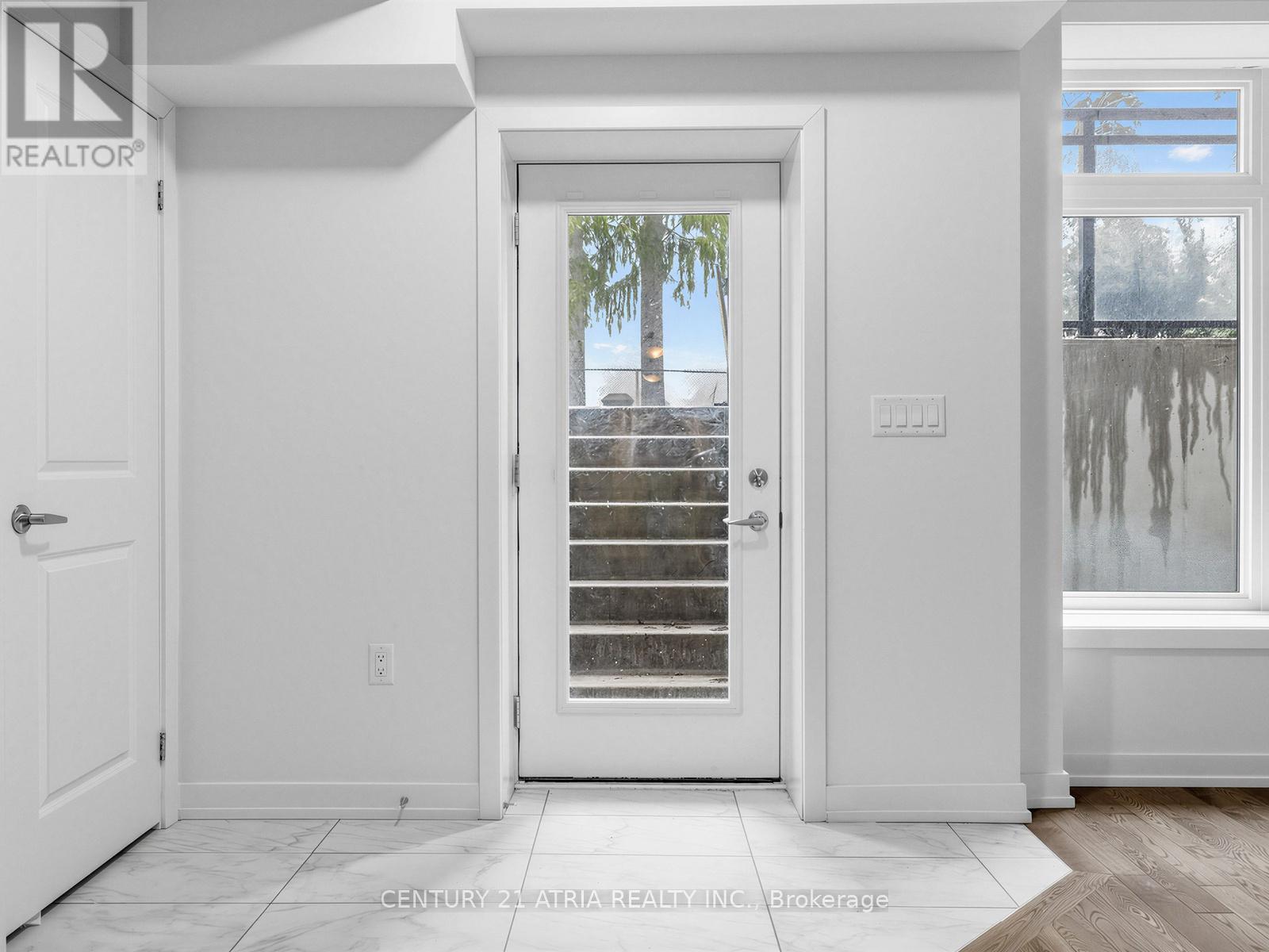 2108 - 58 Elizabeth Street S, Richmond Hill, Ontario  L4C 5W2 - Photo 4 - N13032588