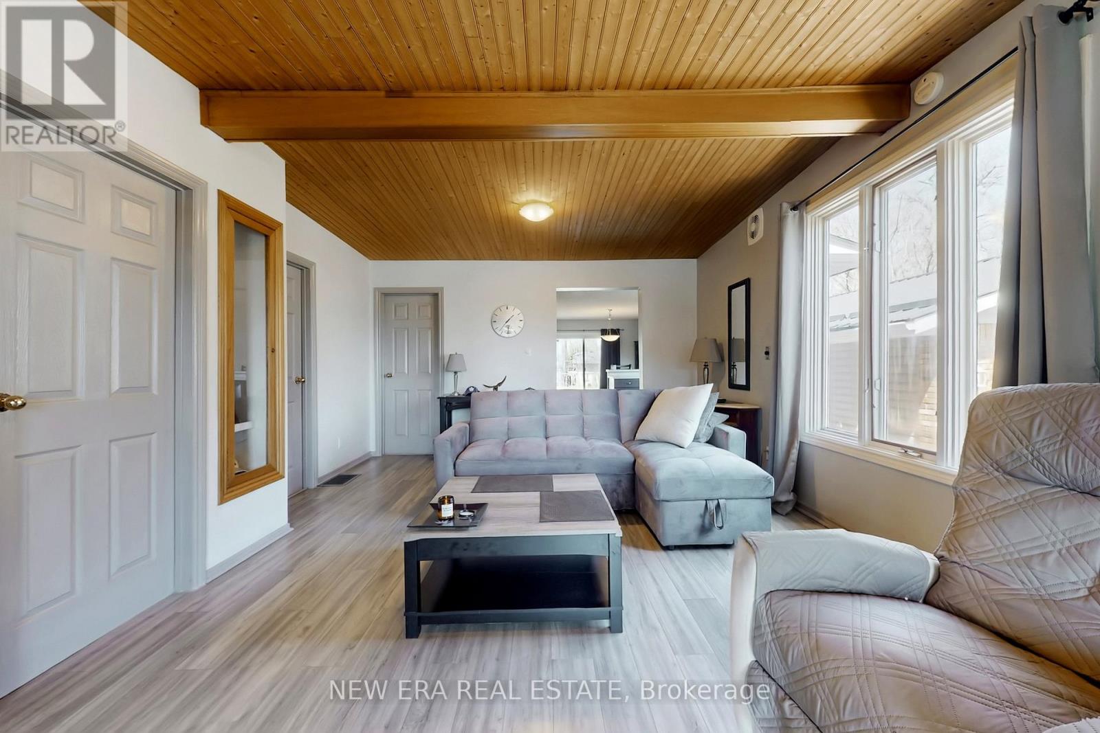 26 Big Bay Point Road, Innisfil, Ontario  L9S 2N9 - Photo 7 - N13032700