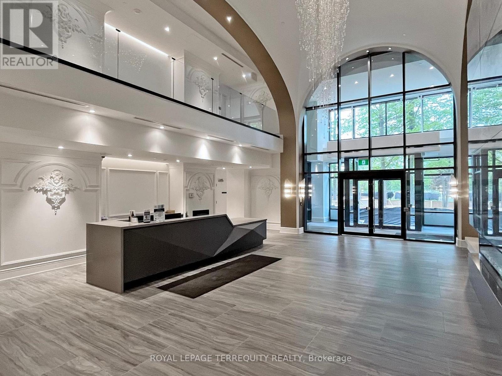 701 - 8 Cedarland Drive, Markham, Ontario  L6G 0H4 - Photo 2 - N13032708