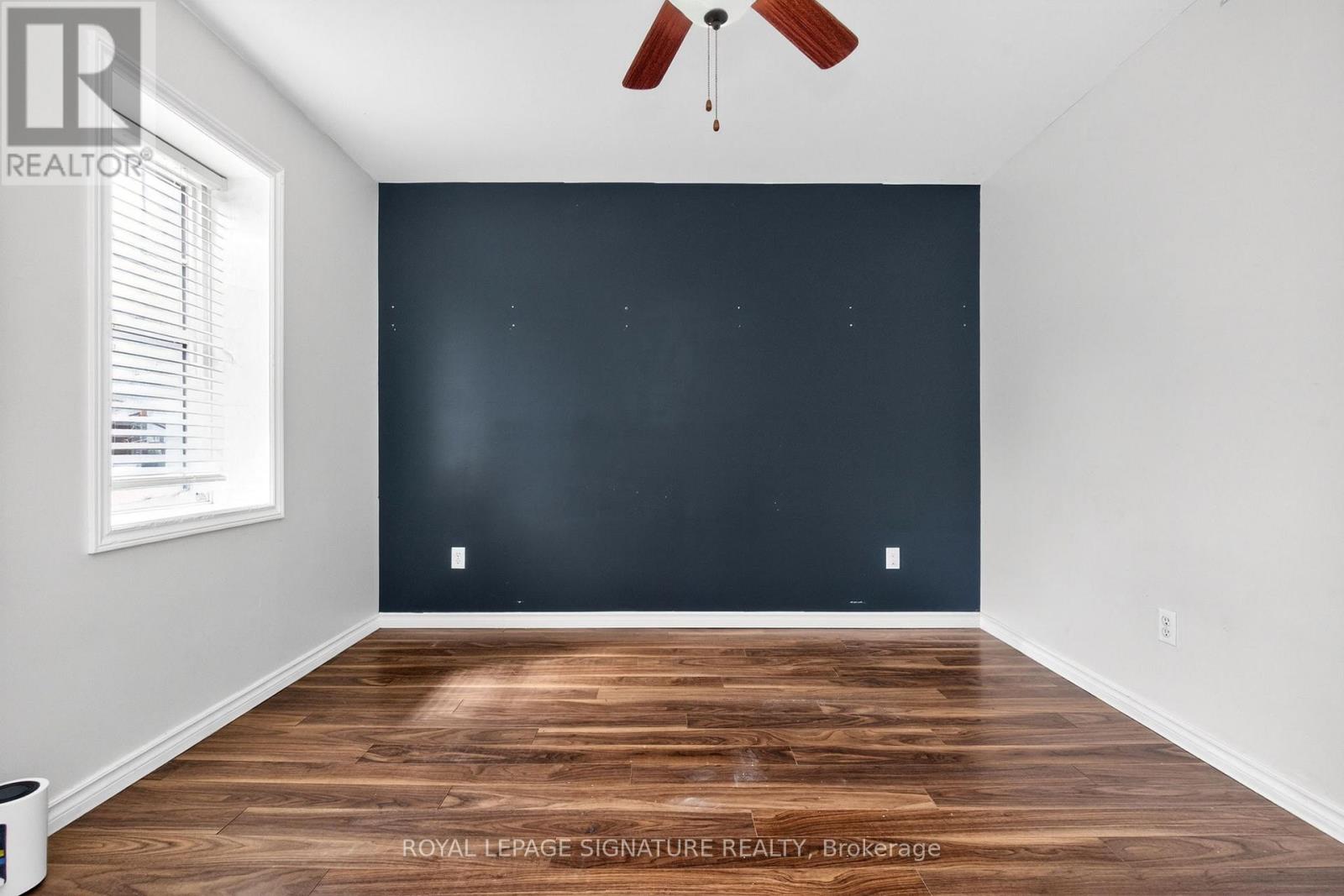 120 Maple Street, Tay, Ontario  L0L 2J0 - Photo 10 - S13032690