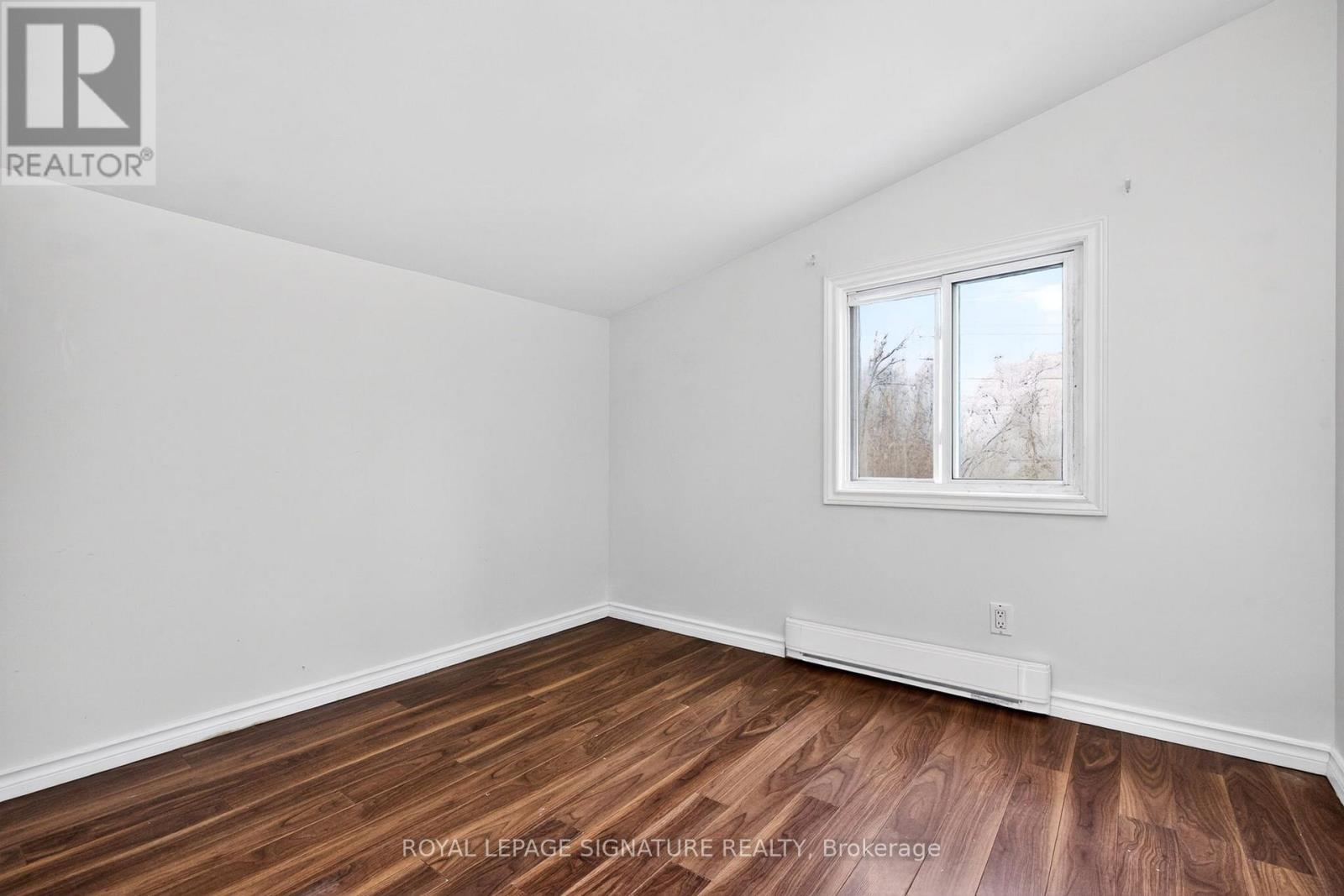 120 Maple Street, Tay, Ontario  L0L 2J0 - Photo 12 - S13032690