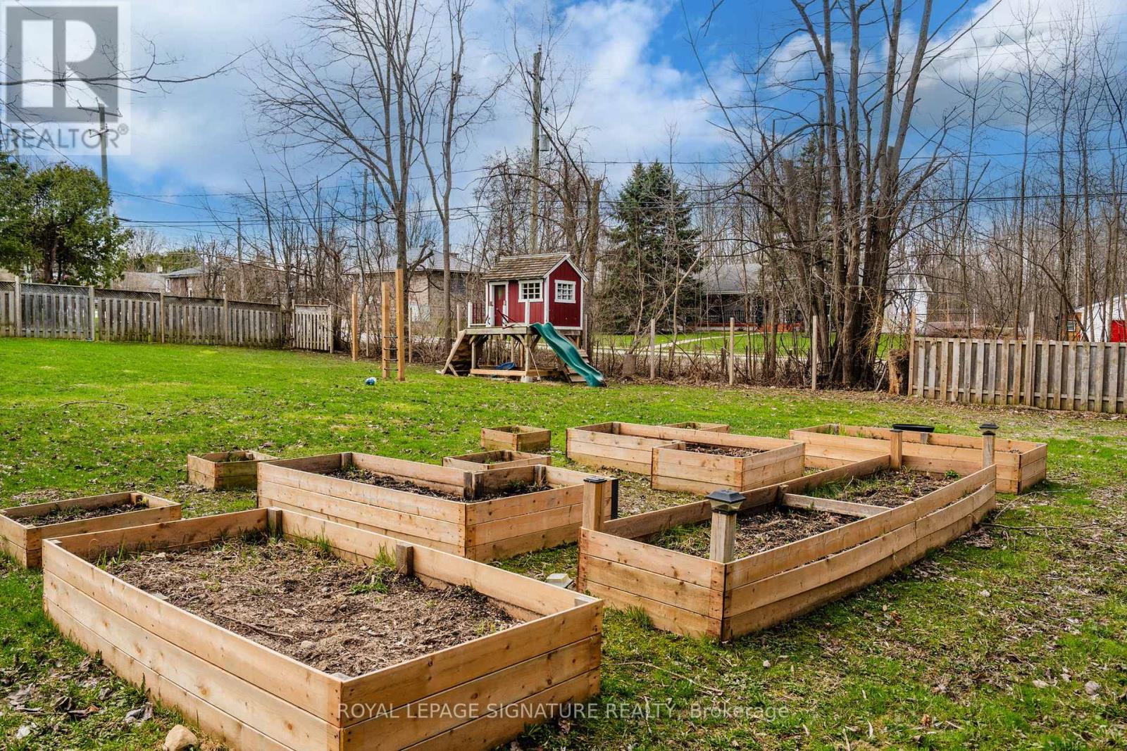 120 Maple Street, Tay, Ontario  L0L 2J0 - Photo 21 - S13032690