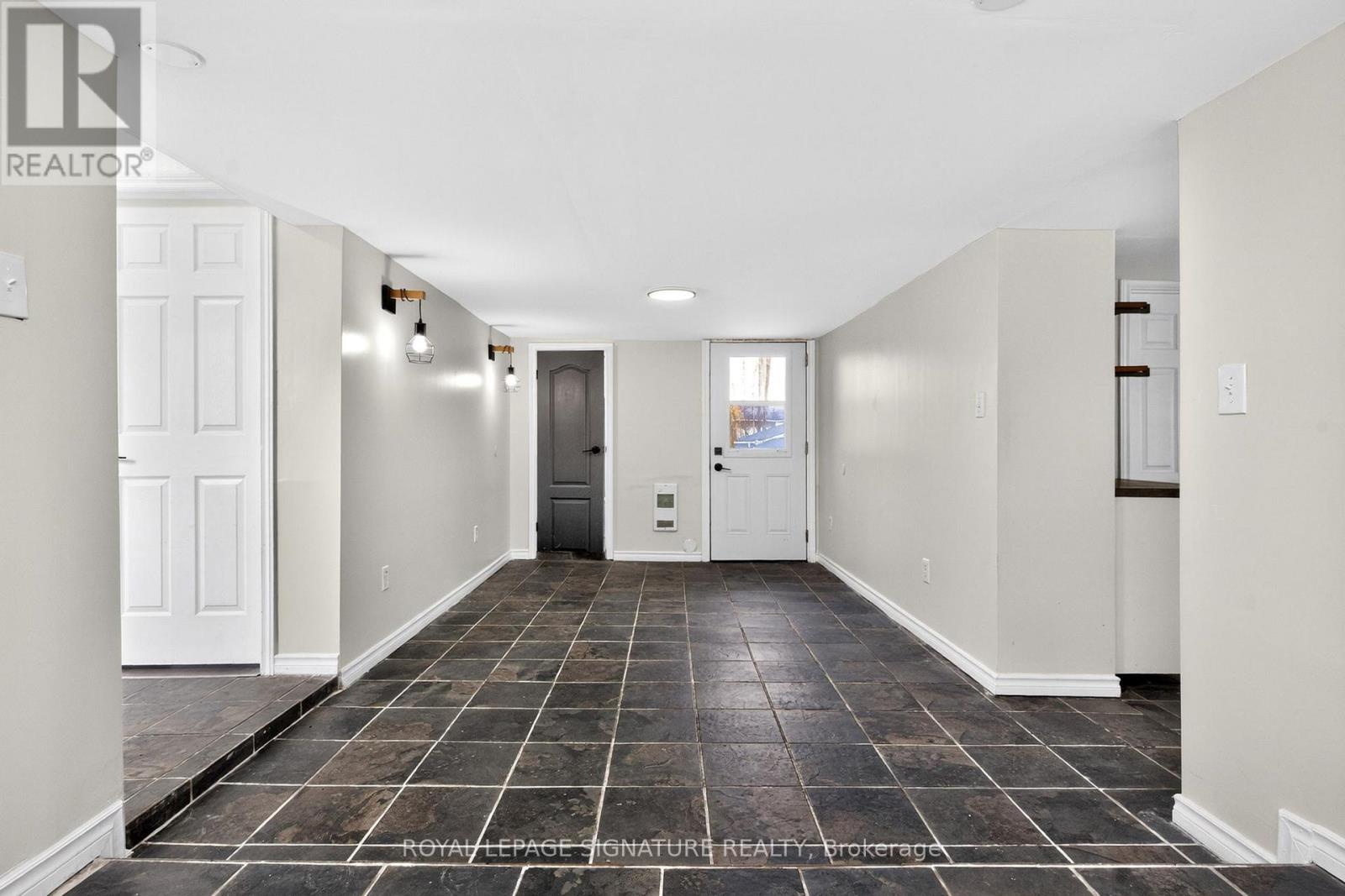 120 Maple Street, Tay, Ontario  L0L 2J0 - Photo 4 - S13032690