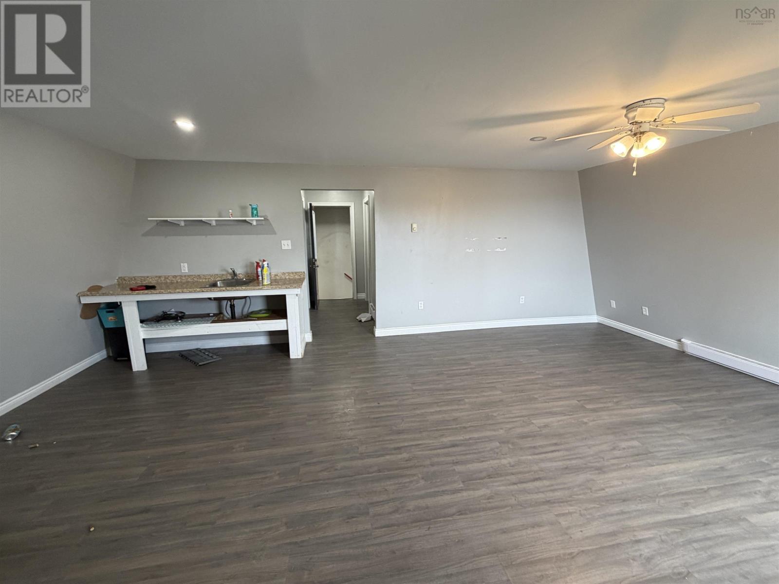 4 Emery Lane, Glace Bay, Nova Scotia  B1A 6L8 - Photo 27 - 202608285