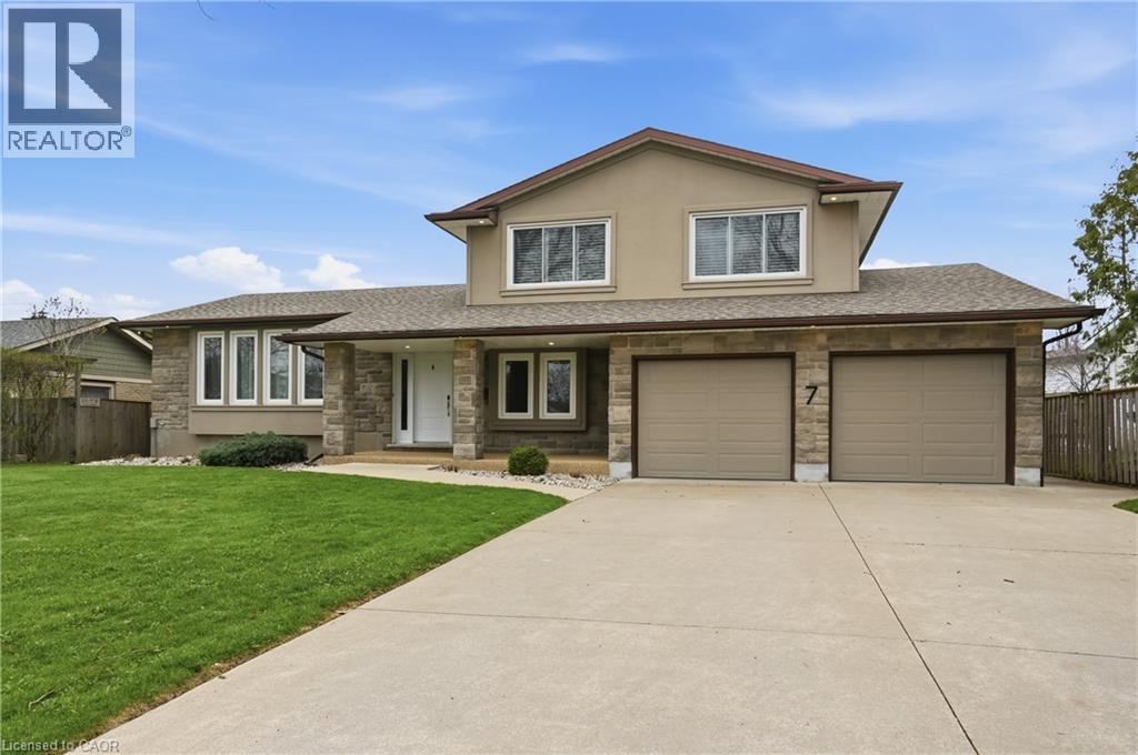 7 Kenmore Crescent, St. Catharines, Ontario  L2N 4S4 - Photo 1 - 40815677