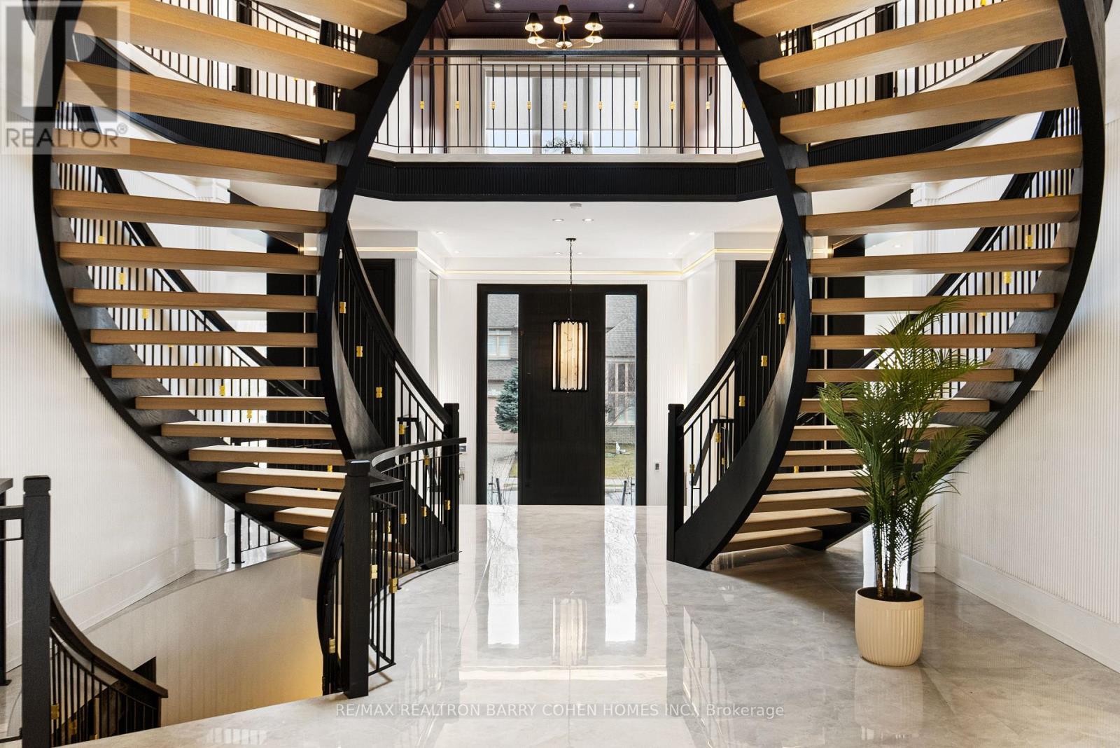 192 Lord Seaton Road, Toronto, Ontario  M2P 1K9 - Photo 20 - C12947518