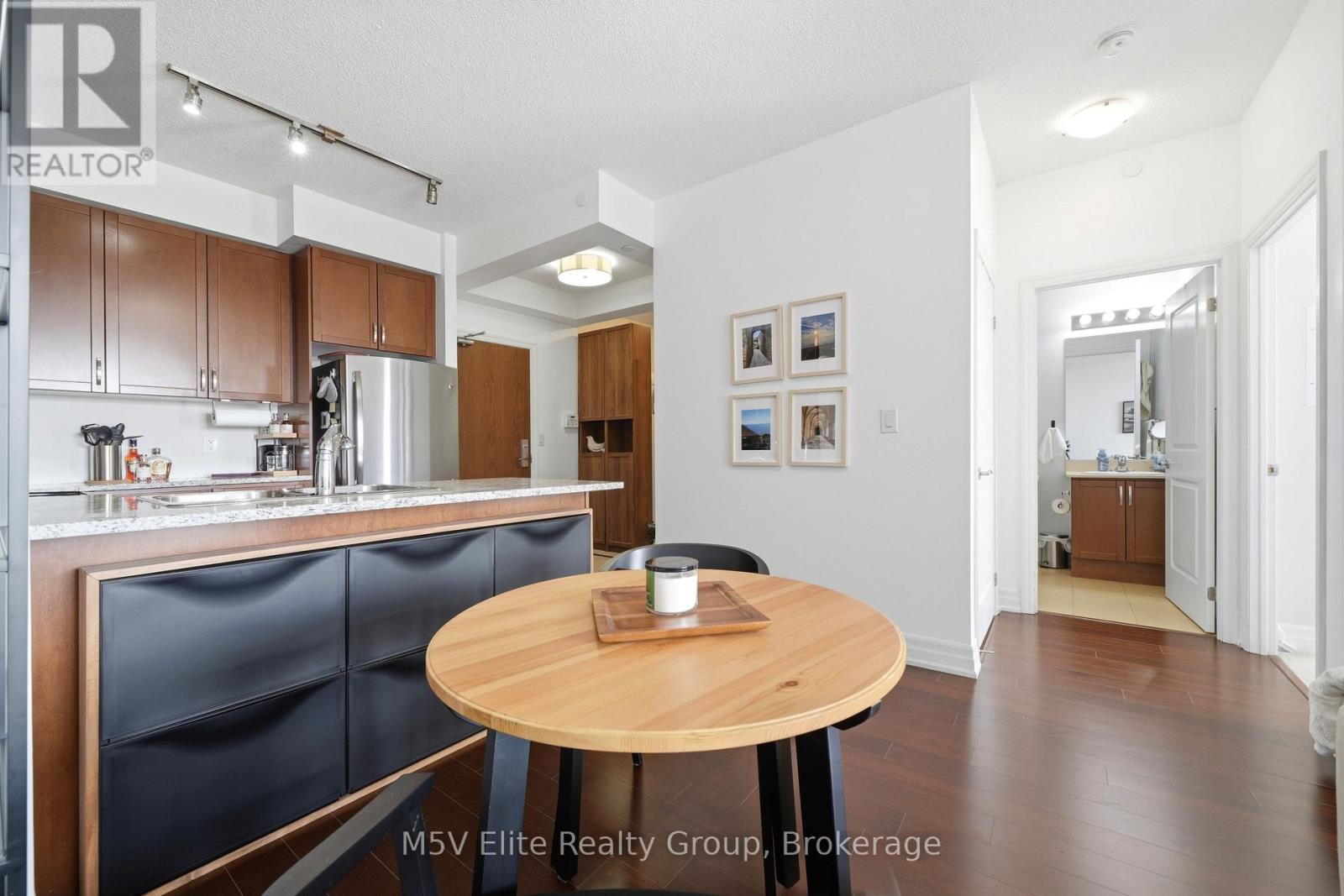 330 - 111 Civic Square Gate, Aurora, Ontario  L4G 0S6 - Photo 5 - N13032558