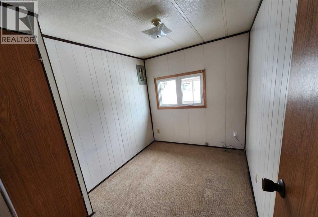 225 4 Street NW, Sundre, Alberta  T0M 1X0 - Photo 10 - A2295992