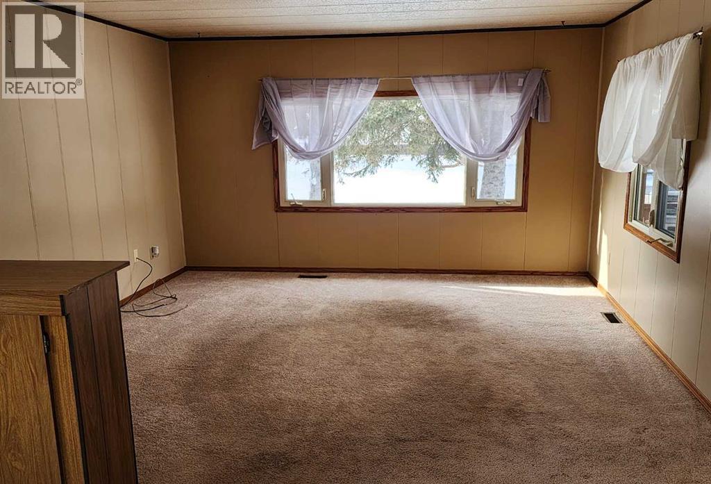 225 4 Street NW, Sundre, Alberta  T0M 1X0 - Photo 6 - A2295992