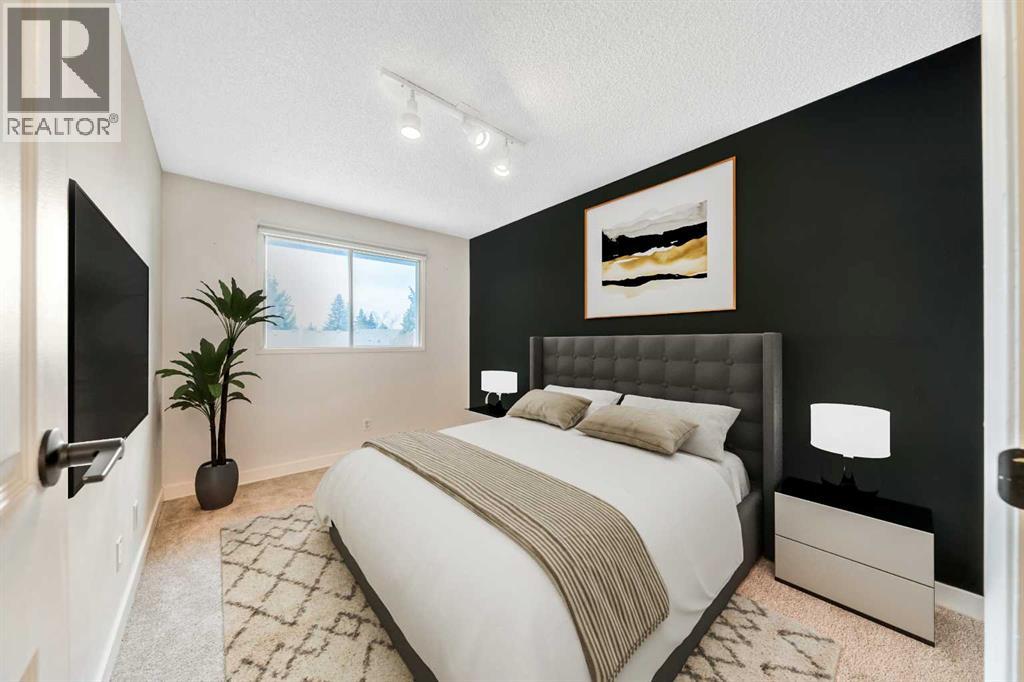 100 Woodfield Green SW, Calgary, Alberta  T2W 3T9 - Photo 19 - A2296479