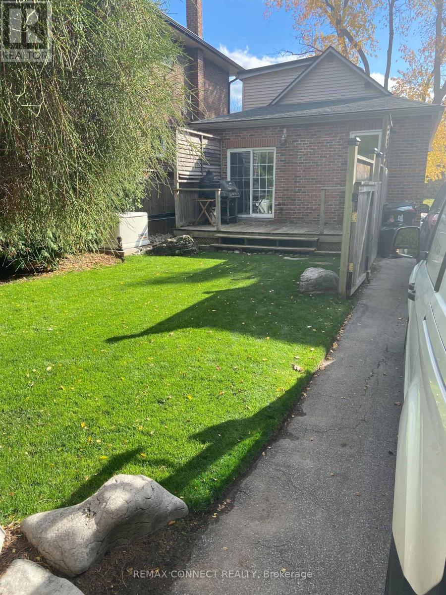 60 Woodbury Road, Toronto, Ontario  M8W 1X7 - Photo 49 - W13032584