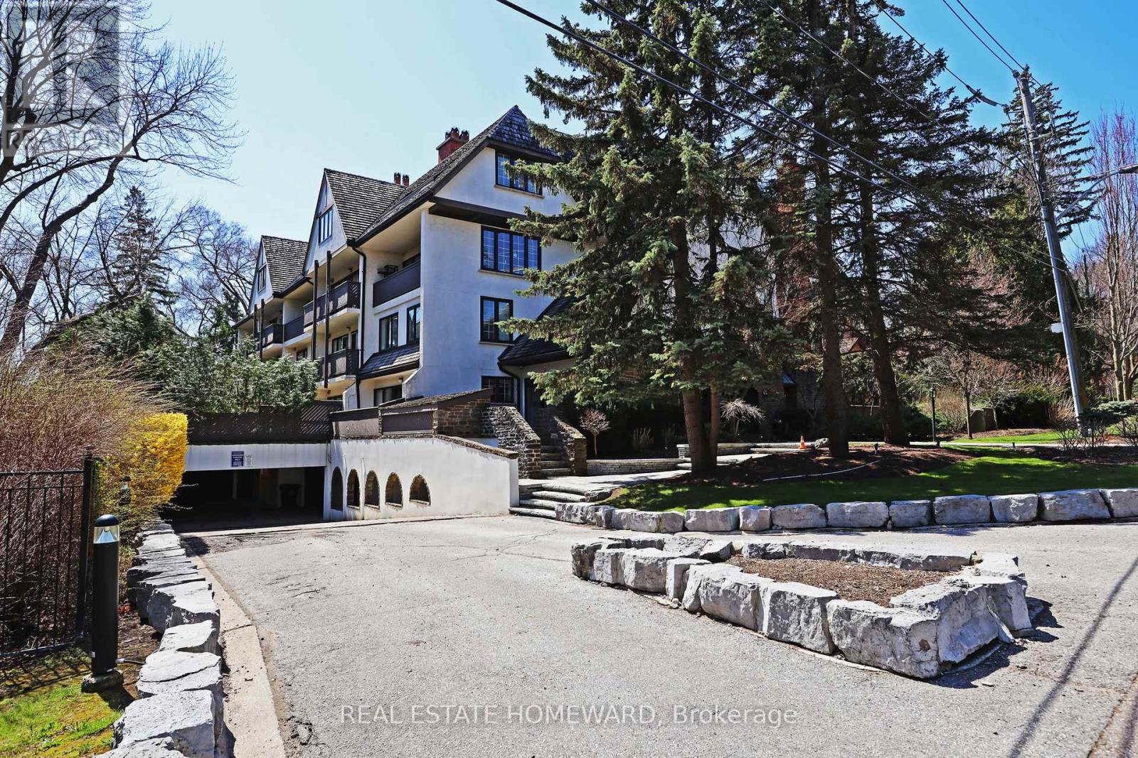 Unknown Address, ,     - Photo 2 - W13032596