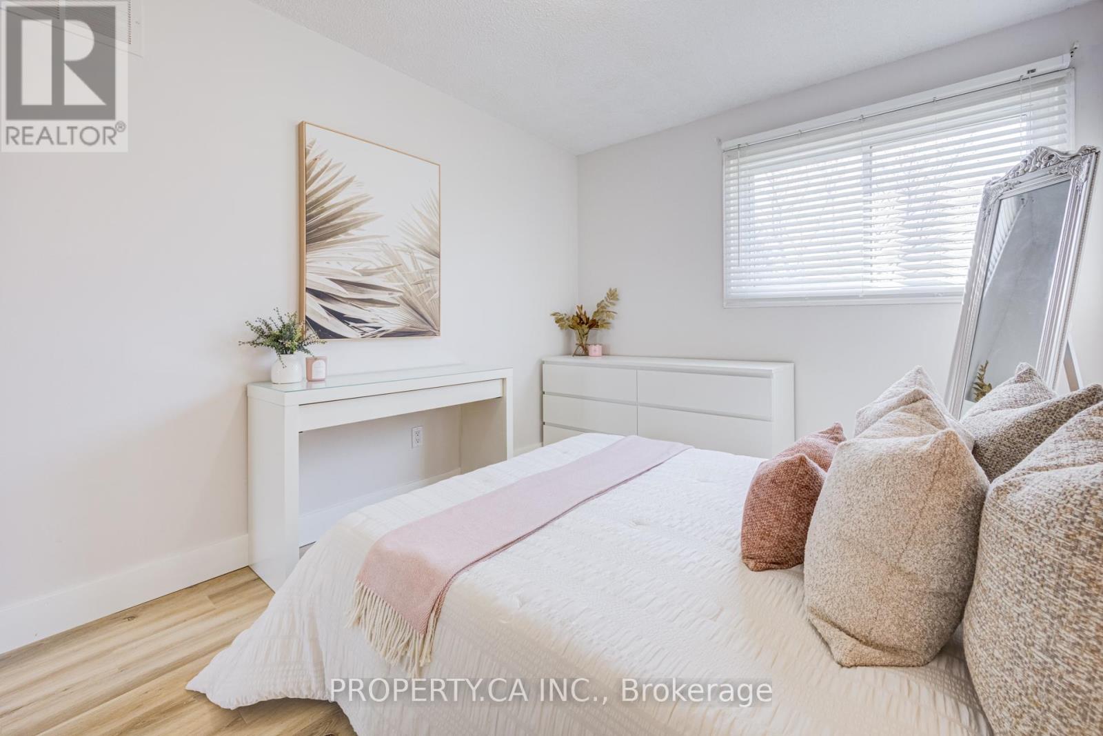 10 Mara Crescent, Brampton, Ontario  L6V 4C4 - Photo 16 - W13032670