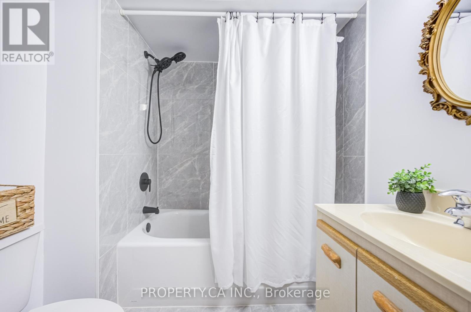 10 Mara Crescent, Brampton, Ontario  L6V 4C4 - Photo 22 - W13032670