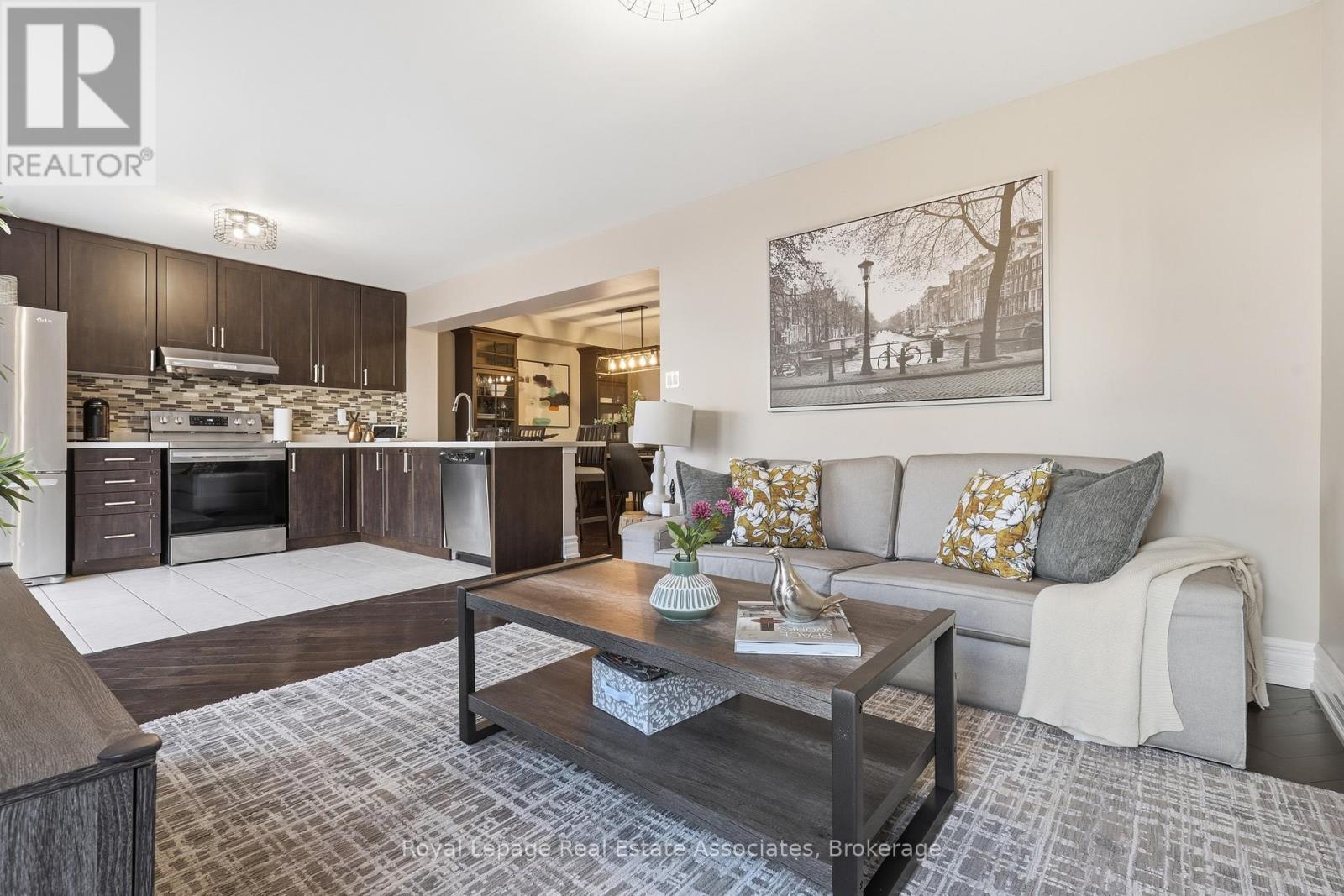 362 Cavanagh Lane, Milton, Ontario  L9T 8J9 - Photo 6 - W13032676