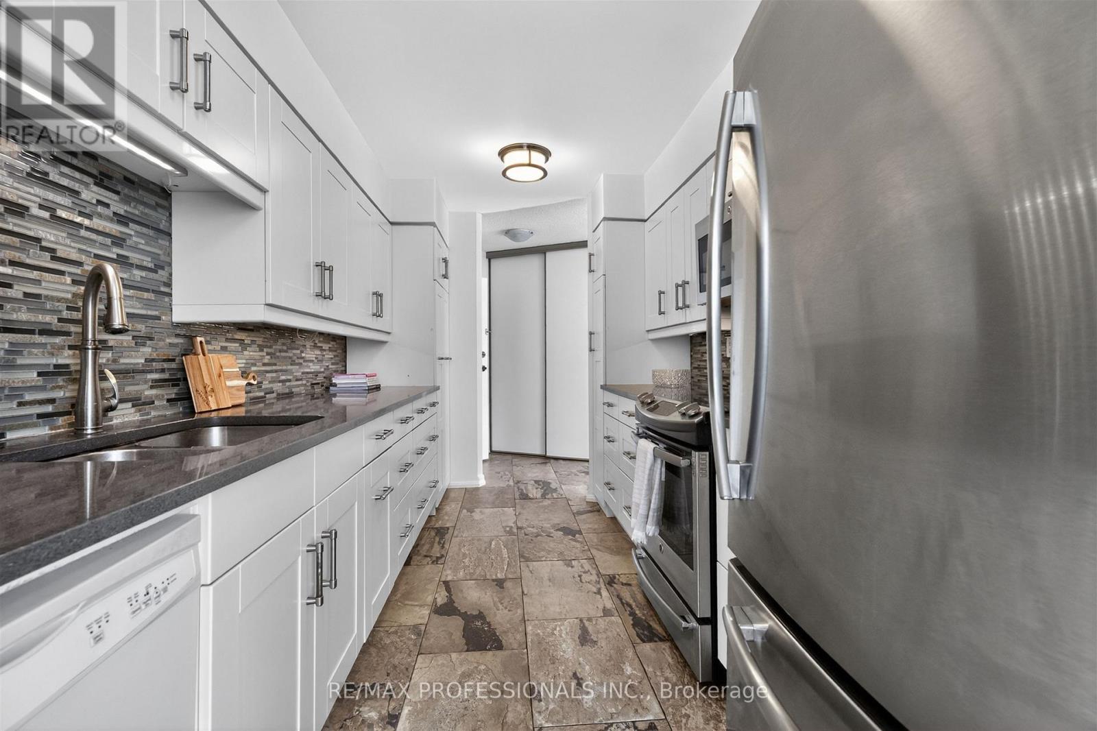 620 - 20 Southport Street, Toronto, Ontario  M6S 4Y8 - Photo 19 - W13032696