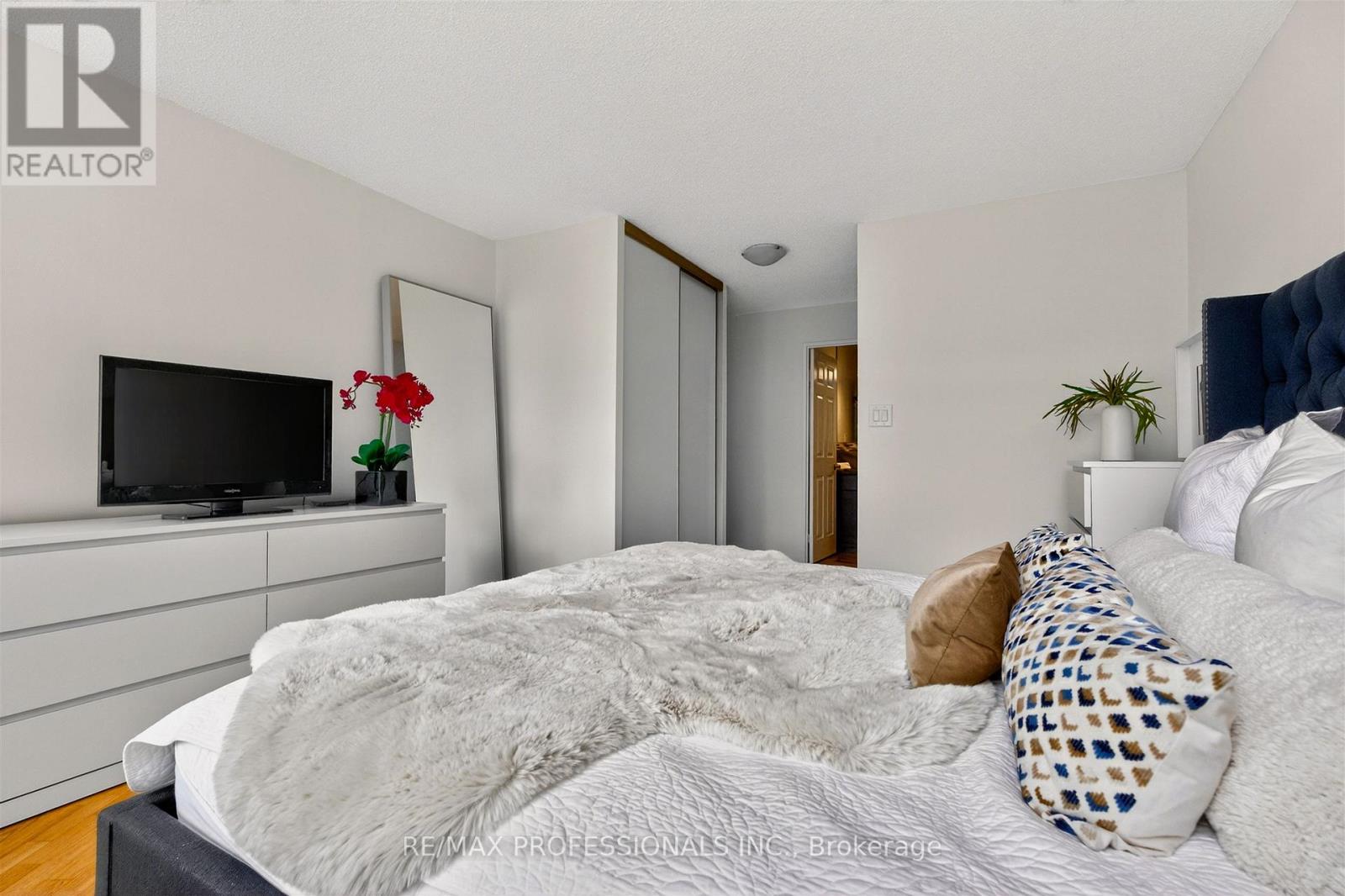 620 - 20 Southport Street, Toronto, Ontario  M6S 4Y8 - Photo 24 - W13032696