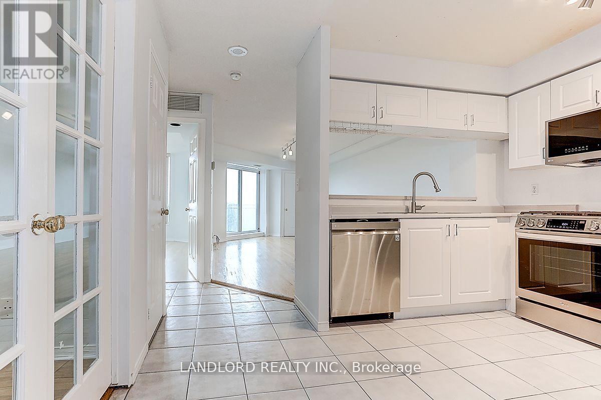 811 - 190 Manitoba Street, Toronto, Ontario  M8Y 3Y8 - Photo 4 - W13032726