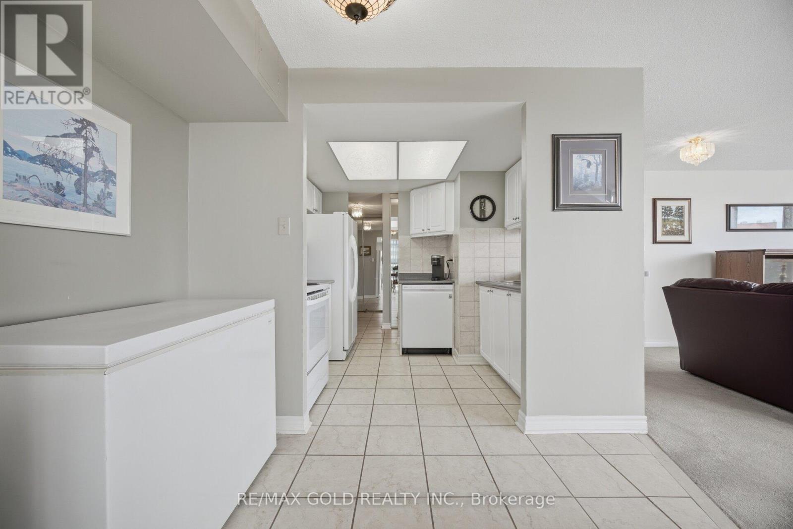 908 - 2091 Hurontario Street, Mississauga, Ontario  L5A 4E6 - Photo 4 - W13032728