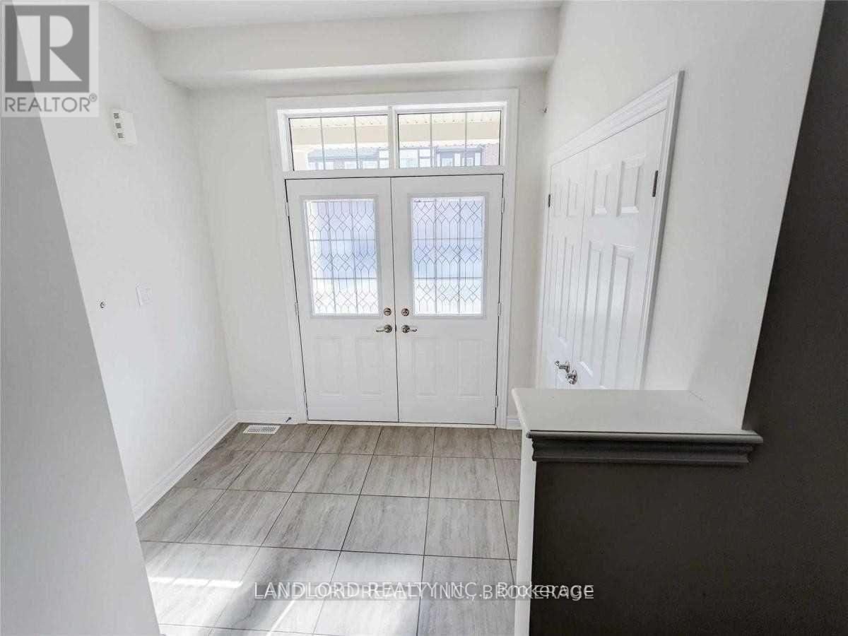 3301 Jacob Way, Oakville, Ontario  L6M 5J9 - Photo 7 - W13032734