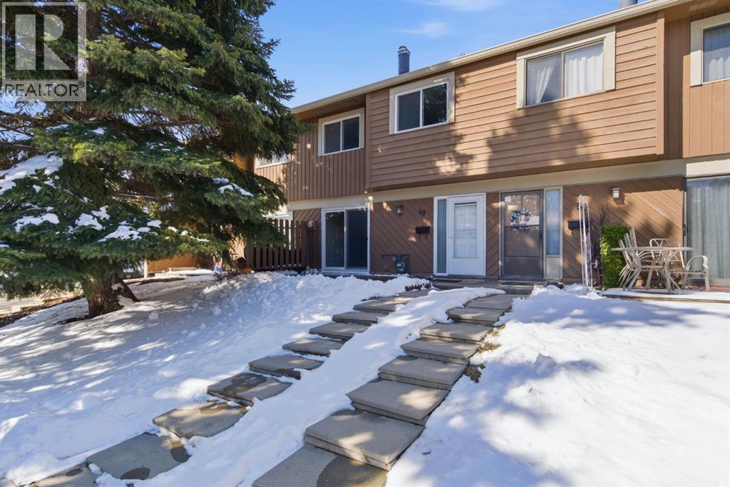 49, 4940 39 Avenue SW, Calgary, Alberta