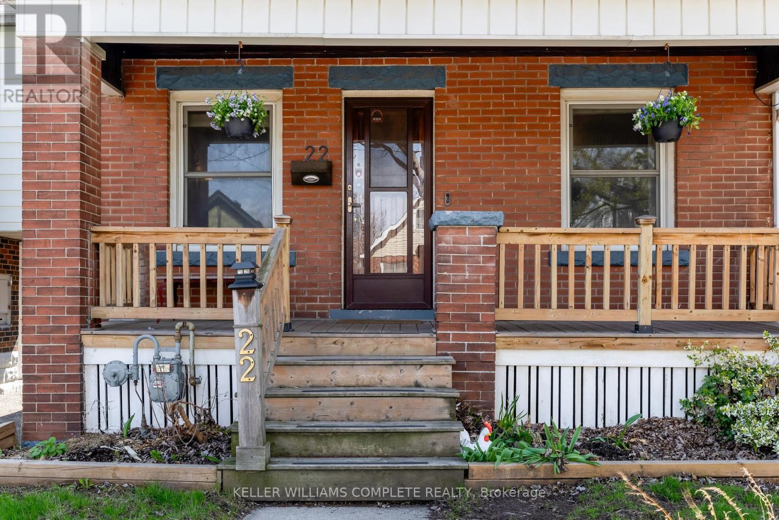 22 Cope Street, Hamilton, Ontario  L8H 5A9 - Photo 3 - X13032556