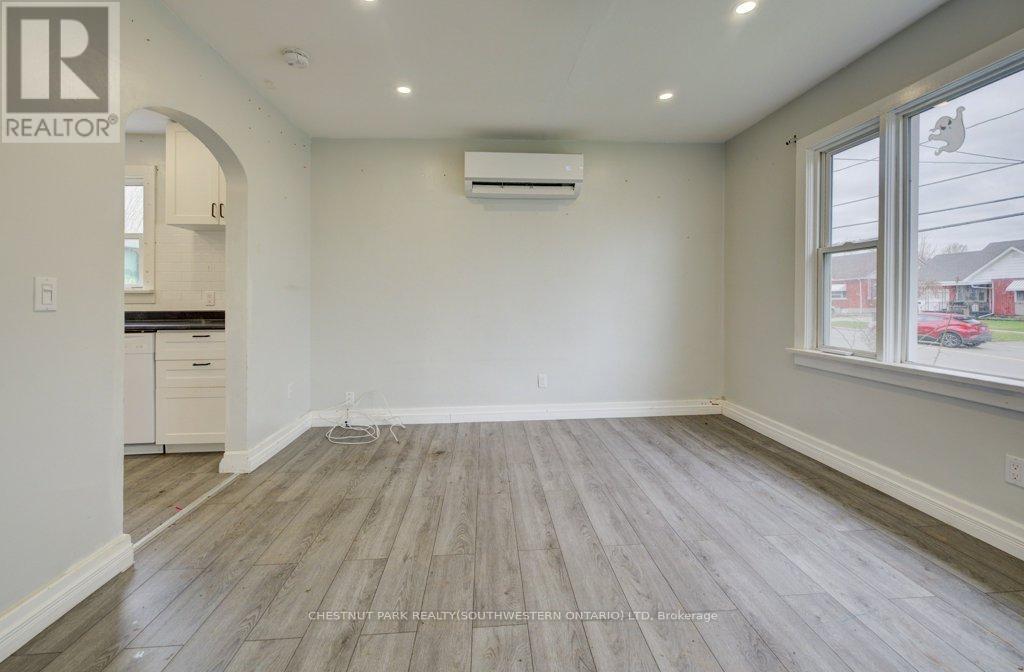 37 Catherine Street, Fort Erie, Ontario  L2A 2G8 - Photo 11 - X13032626