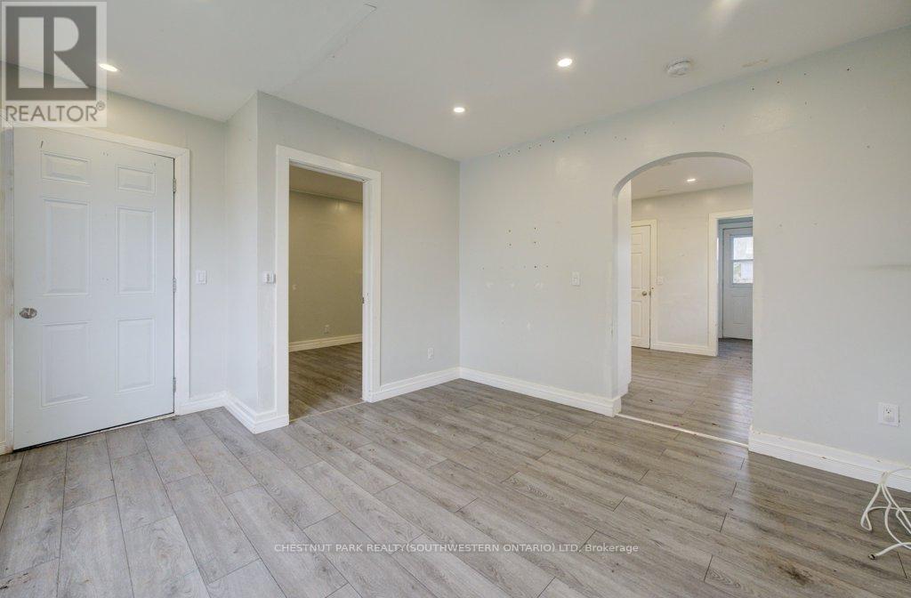 37 Catherine Street, Fort Erie, Ontario  L2A 2G8 - Photo 8 - X13032626