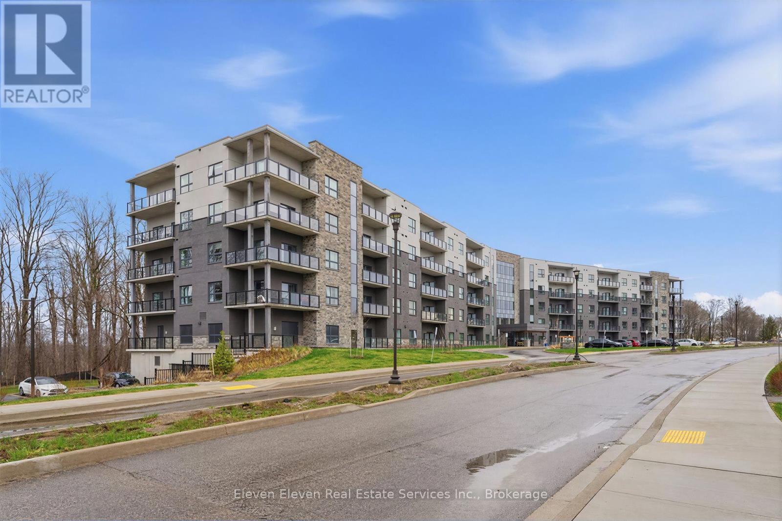 220 - 100 Lackner Place, Kitchener, Ontario  N2A 0M1 - Photo 3 - X13032642